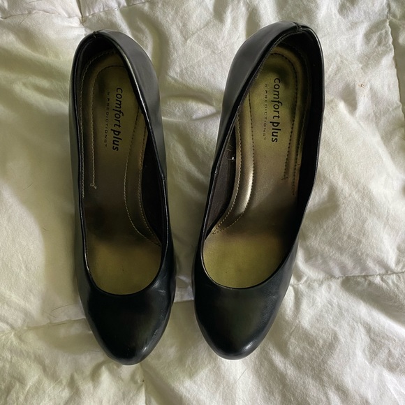 Little Black Heel